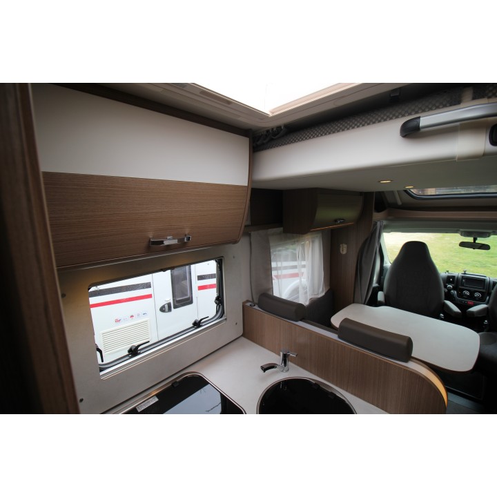 Carado T449 état neuf 2020 18700km occasion 4 couchages